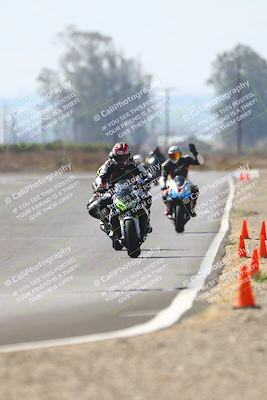 media/Sep-20-2025-TrackDaz (Sat) [[27f0cde673]]/B Group/220pm (Turn 9)/